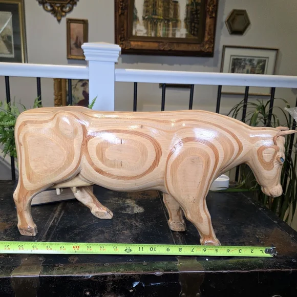 Large Vtg Carved Wooden Bull Figurine | Mid-Century Modern Wood Cow Statue - Picture 7 of 12